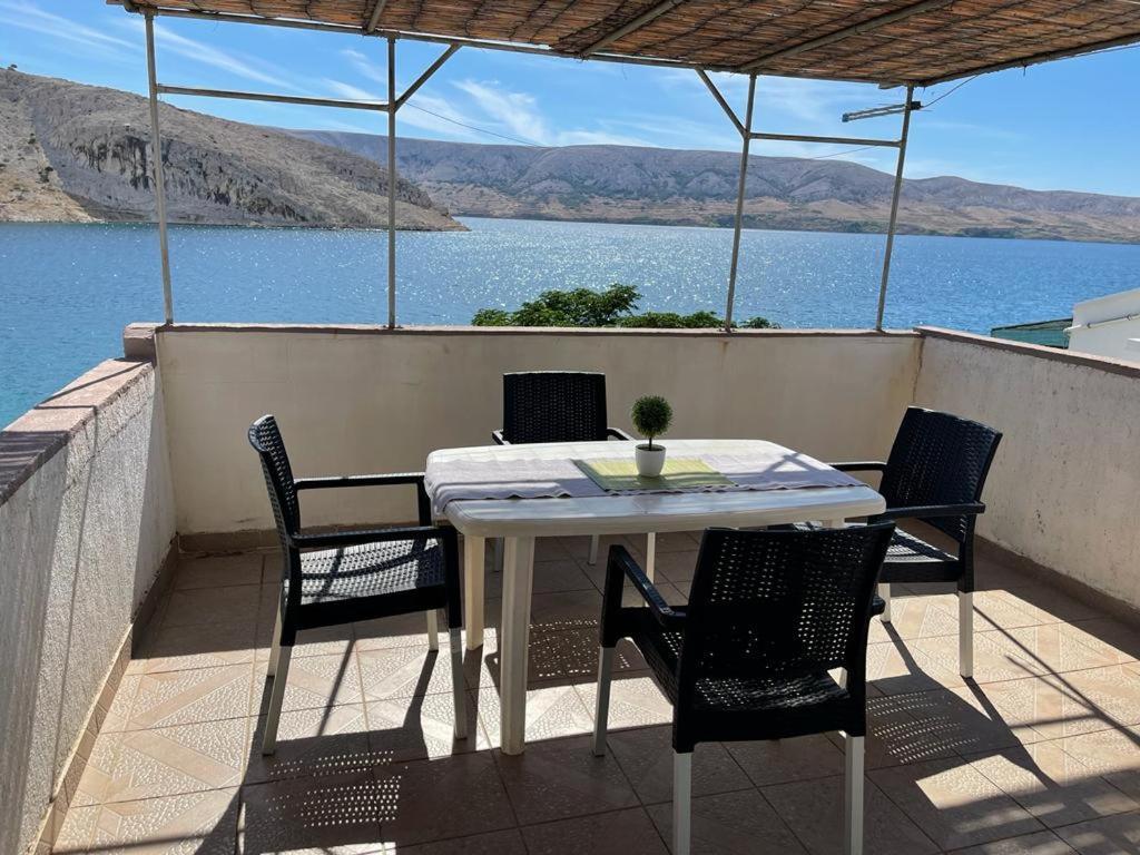 Apartments Puntica ميتغنا المظهر الخارجي الصورة