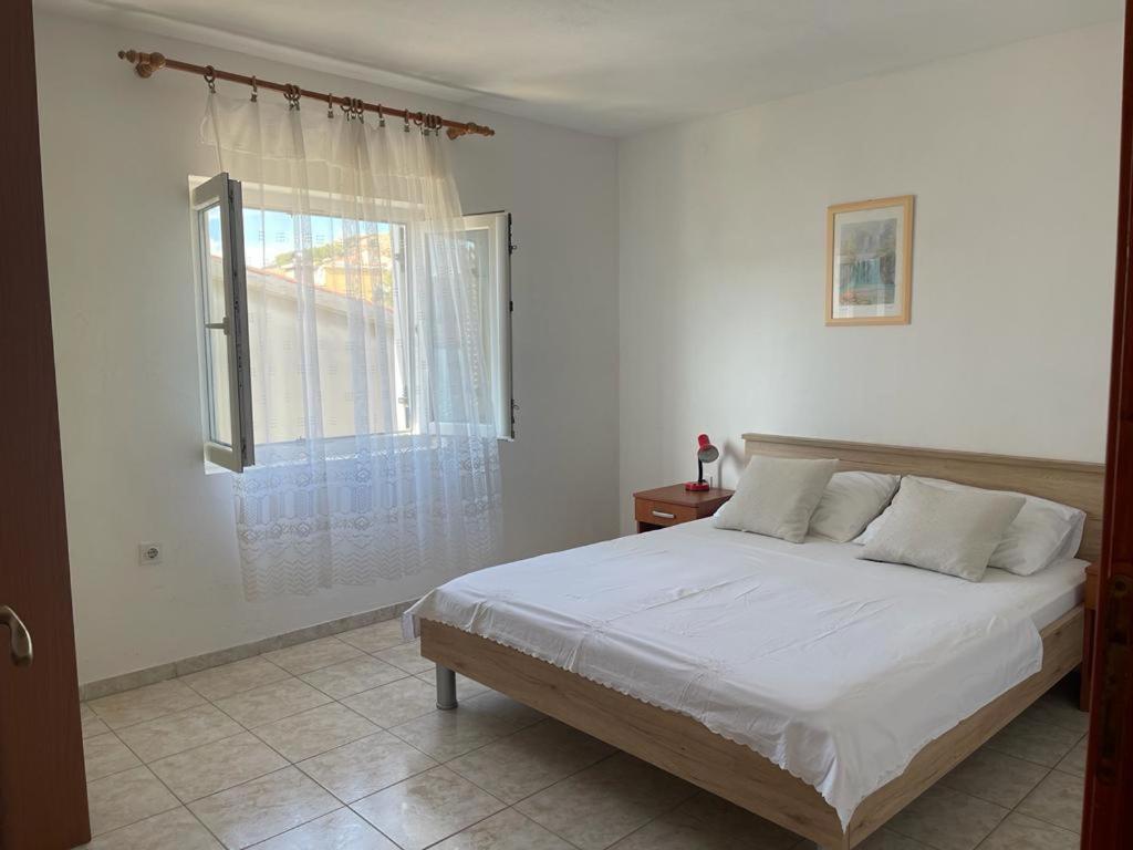 Apartments Puntica ميتغنا المظهر الخارجي الصورة