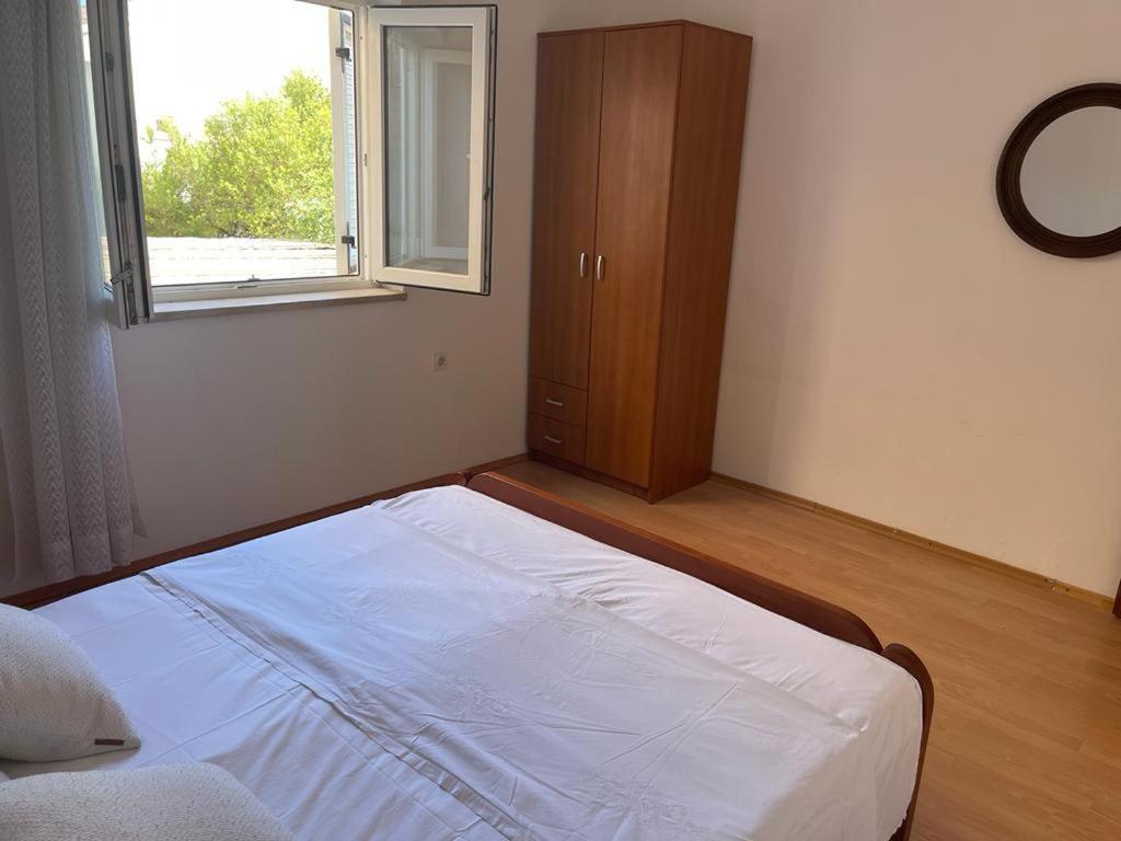 Apartments Puntica ميتغنا المظهر الخارجي الصورة