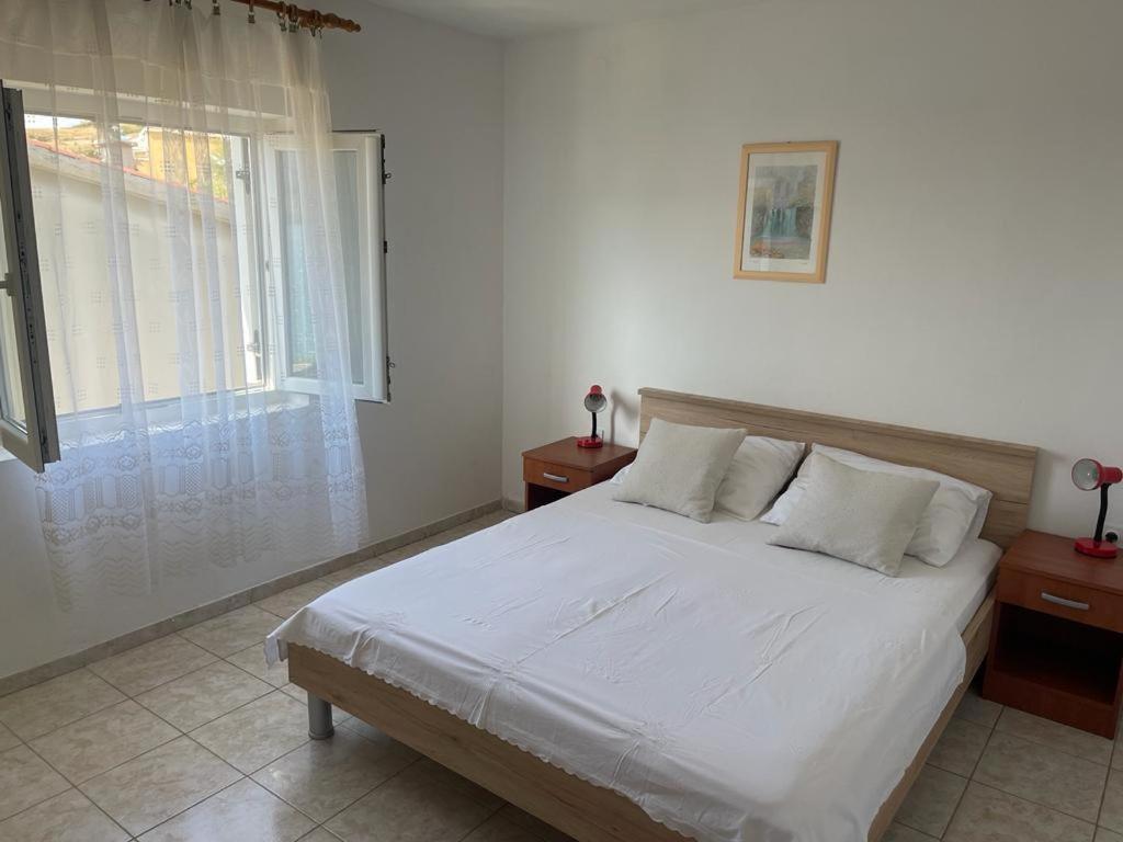 Apartments Puntica ميتغنا المظهر الخارجي الصورة