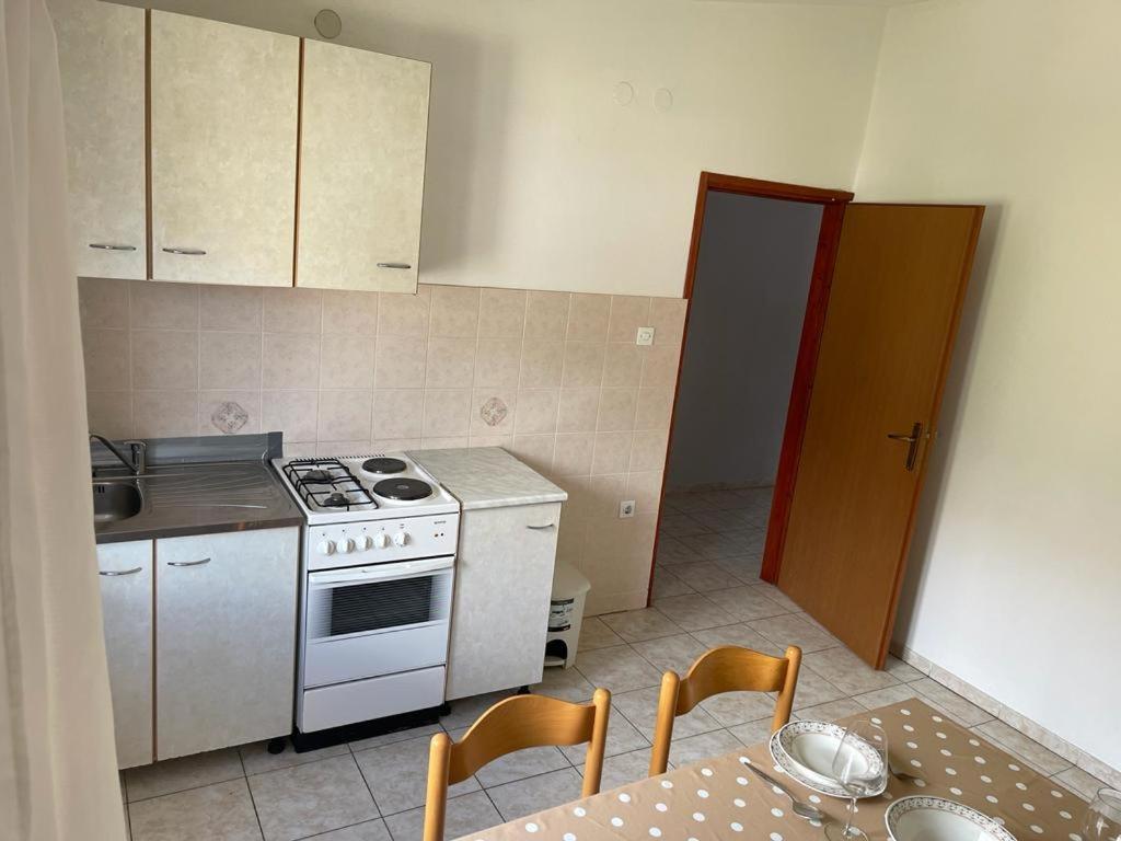 Apartments Puntica ميتغنا المظهر الخارجي الصورة