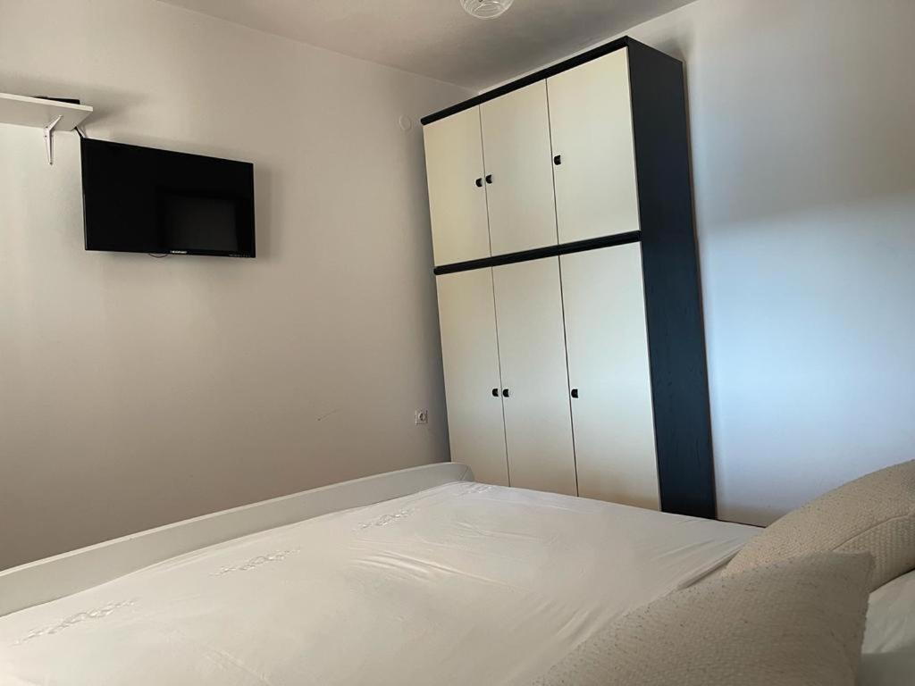 Apartments Puntica ميتغنا المظهر الخارجي الصورة