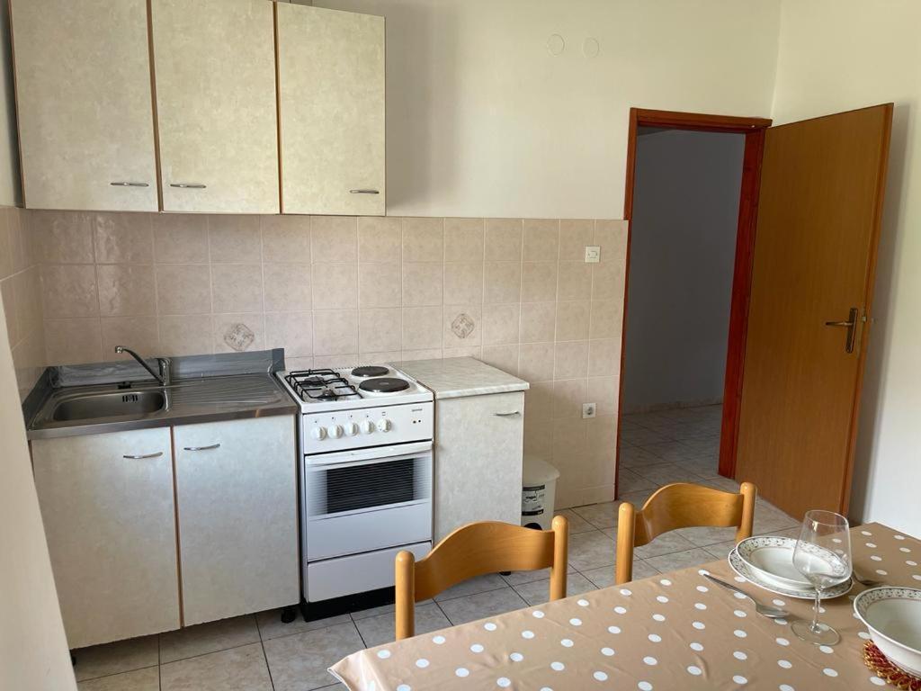 Apartments Puntica ميتغنا المظهر الخارجي الصورة