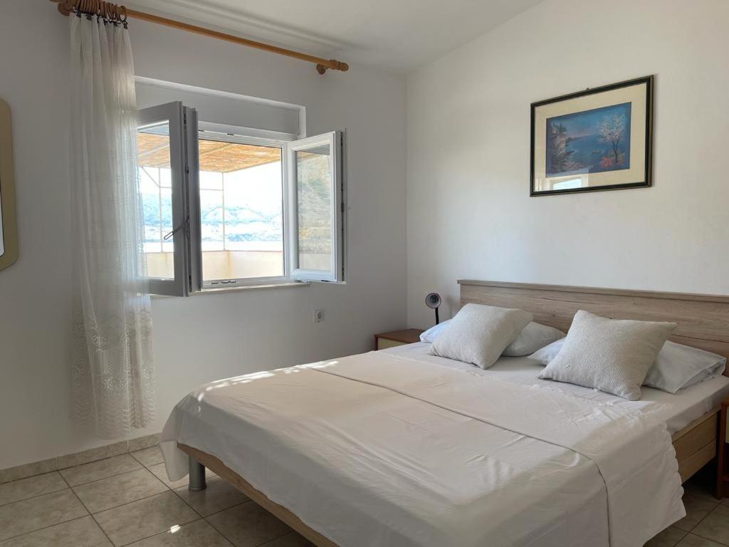 Apartments Puntica ميتغنا المظهر الخارجي الصورة
