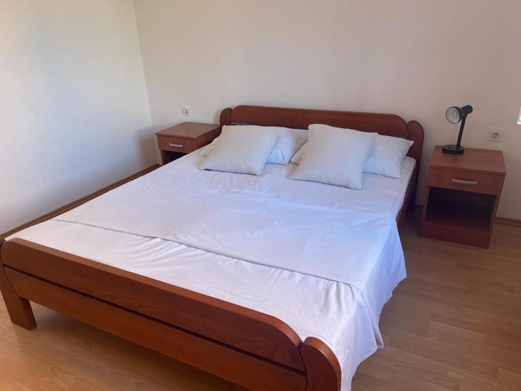 Apartments Puntica ميتغنا المظهر الخارجي الصورة
